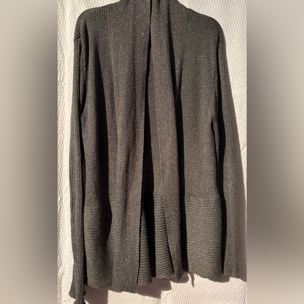 8th + Madison cardigan shimmer sweater size XL